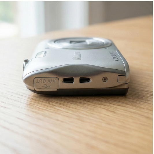 Nikon Coolpix S3700 Silver Digital Camera